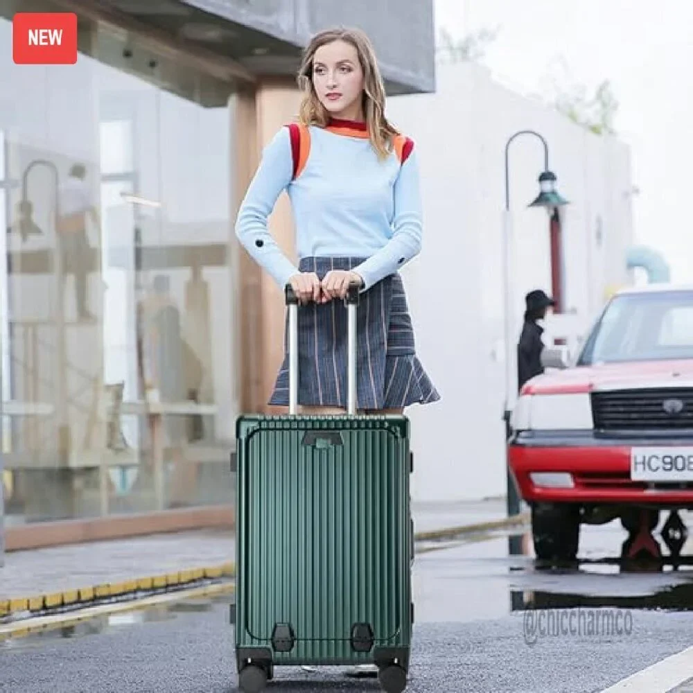 Carry-On Hardside Spinner Luggage with USB Port & TSA Lock